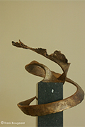 Bronzen beeld adieu 2 van Frank Boogaard